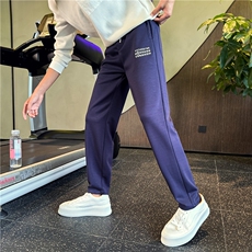 藏青色