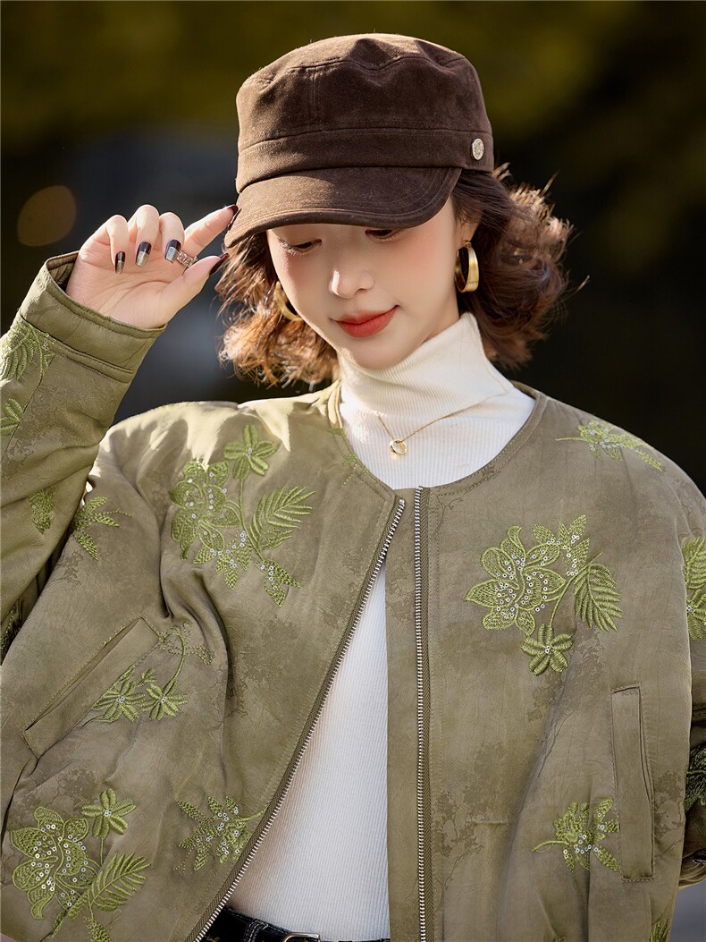水衣源889款刺绣带围脖短款夹棉棉服外套女,女装棉衣/棉服,水衣源
