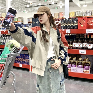 美式chic卡其色拼接棒球服短外套女春秋超火好看高级小众夹克上衣图片
