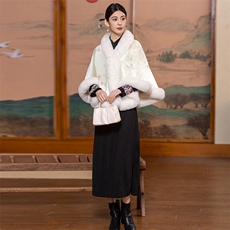芷墨2025年冬季新款复古中式简约通勤短款斗篷外套显高显瘦加绒，女装毛呢外套，芷墨服饰
