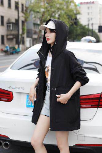 秋款风衣，女装风衣，红嘴鸥