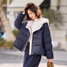 90白鸭绒羽绒服女2025年冬季新款时尚撞色连帽宽松羽绒服外套，女装羽绒服，沁沁公主