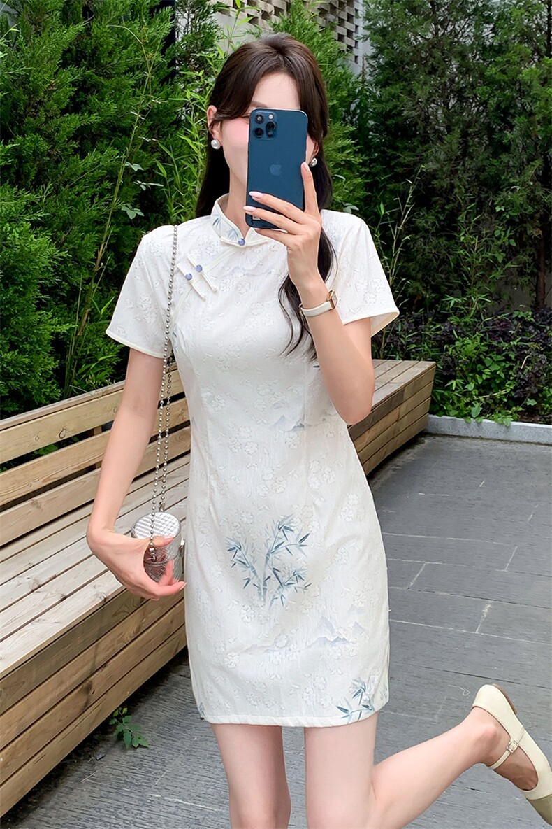现货2024改良旗袍连衣裙年轻款女夏季新中式高级感禅意碎花裙,商品下架区,网红馆