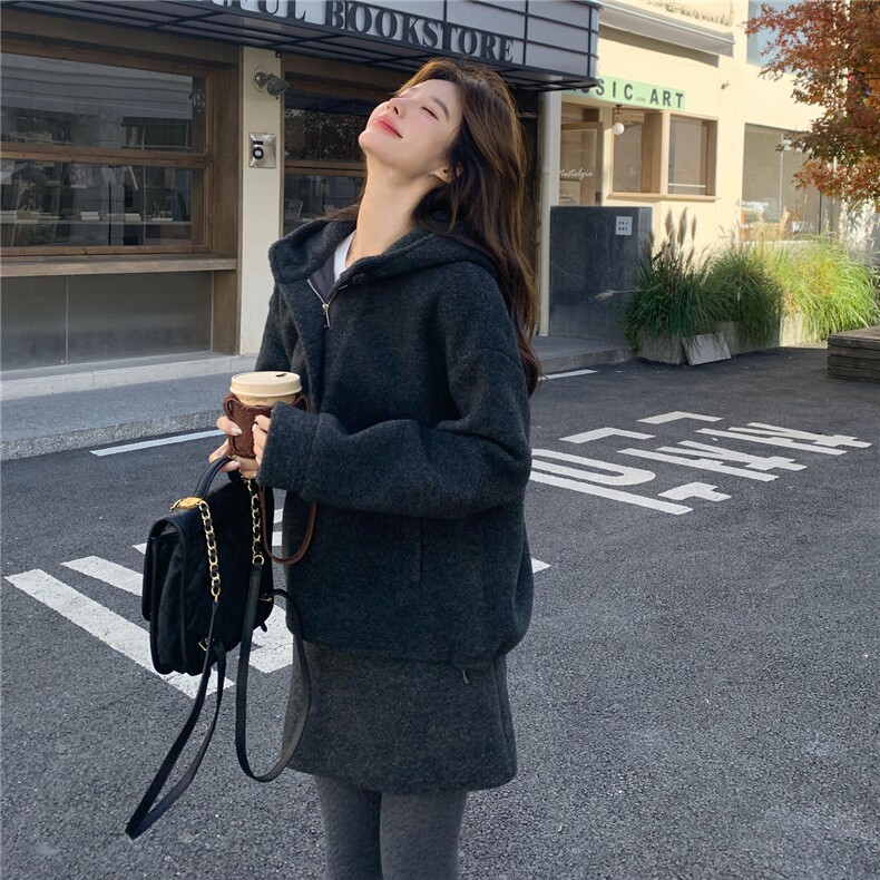 韩系休闲学院风连帽卫衣套装女2025冬休闲加厚保暖半身裙两件套潮,女装套装/套裙,维壹