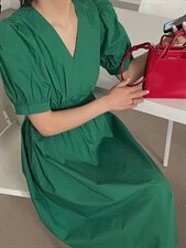 [现货]夏季新款韩版碎花连衣裙，女装连衣裙，米蓝汇