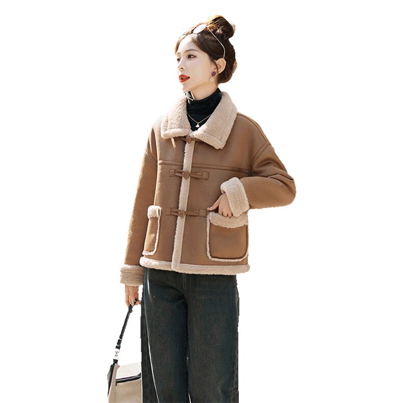 立领机车服羊羔毛外套2025冬季新款美拉德羊羔绒牛角扣,女装短外套,自然秀