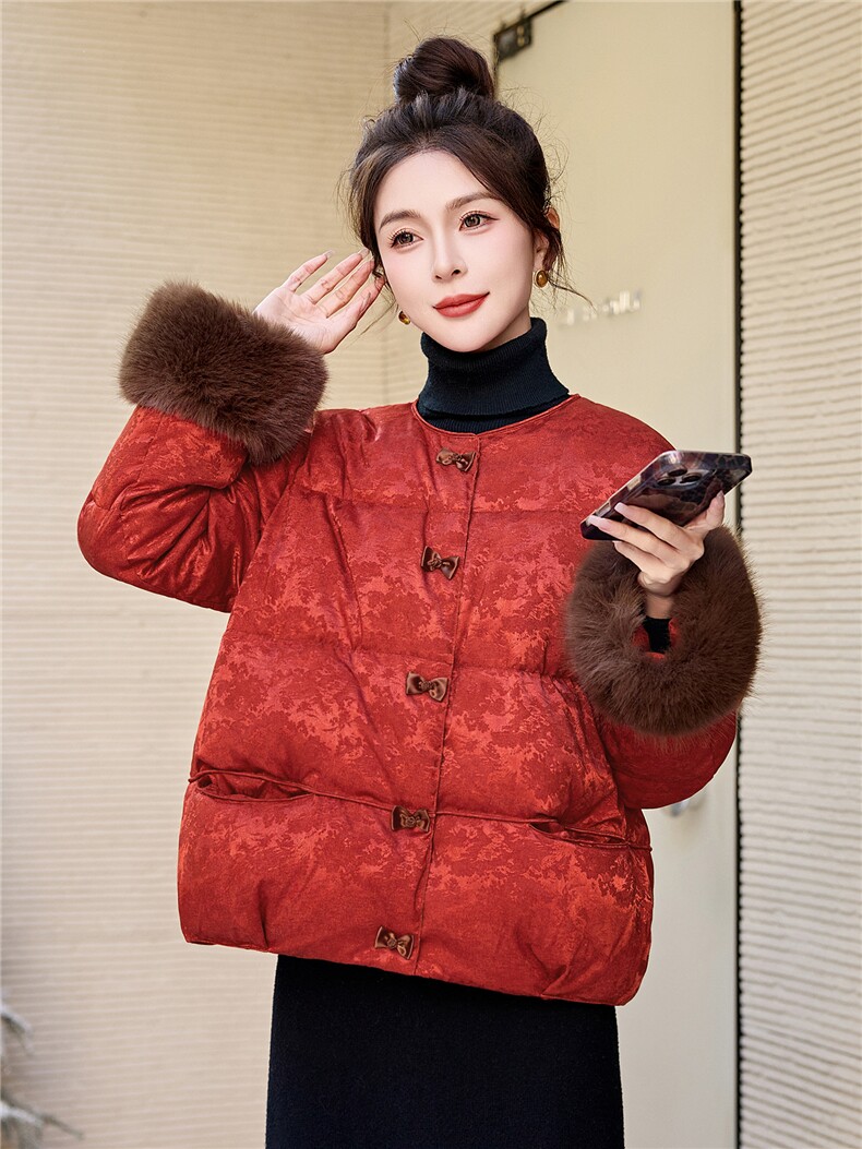 冬装新中式人丝提花加厚保暖仿真狐狸毛短款羽绒服新标90白鸭绒,女装羽绒服,姿衣坊