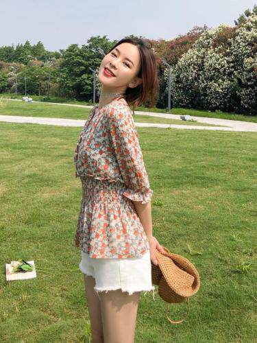 百搭花色收腰美上衣，女装，百变诱惑