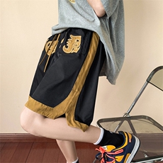 黑色