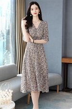 2021新款夏款小个子中长款复古V领碎花雪纺连衣裙，女装连衣裙，瑶迪依秀