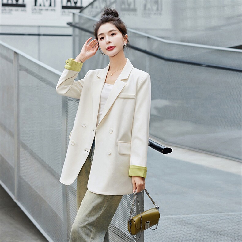 小西装外套女新款2024春秋小个子高级感收腰今年流行休闲大码西服，女装西装，岚衣(原川流布茜）