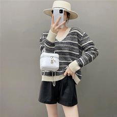 2025年秋季宽松型套头通勤长袖V领全身费尔岛时尚百搭通勤不规则，女装针织衫/毛衣，织绒羊