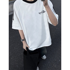 白色