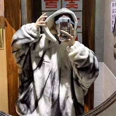 米黄色