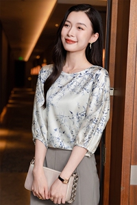 纯色真丝上衣女七分袖2026春夏宽松中袖中年妈妈装真丝T恤小衫图片