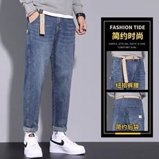 深蓝色