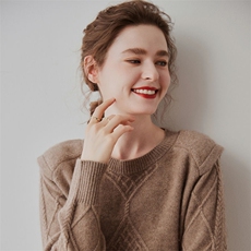 时尚百搭落肩款圆领羊绒衫简约优雅长袖针织衫秋冬，女装羊绒衫，七柒羊绒