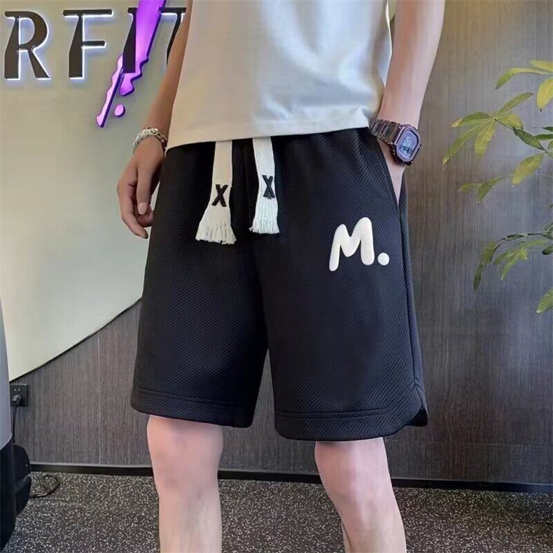休闲短裤夏季薄款潮牌小众简约高端宽松直筒运动五分沙滩裤男外穿图片
