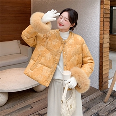 25新品风羽绒服袖口真毛6539-P365-468，女装短外套，2C317