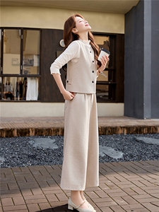 韩系高级感马甲+打底衫+休闲阔腿裤套装女2026春装新款三件套套裤图片