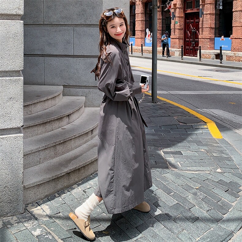 复古氛围立领压褶腰带风衣外套女2025春秋季新款显瘦气质长款外套,女装风衣,纯色衣恋