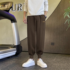 咖啡色