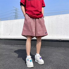 红色