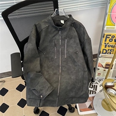 深灰色