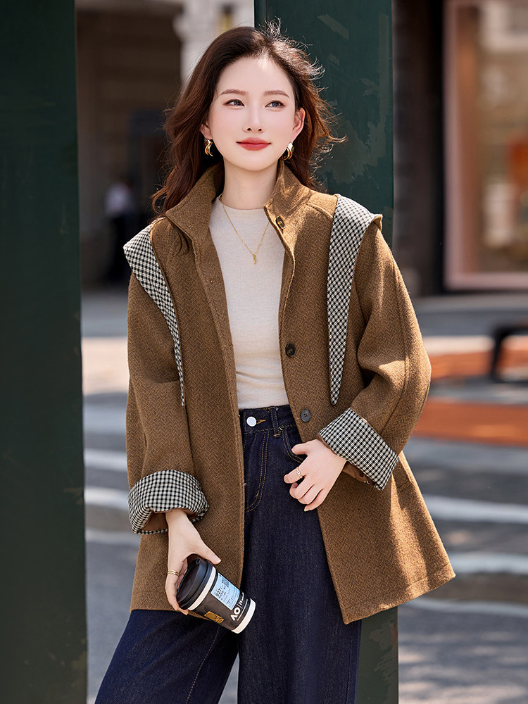 毛呢外套女中长款2025秋冬新款独特超好看高级感连帽斗篷呢子大衣,女装短外套,伊仟回