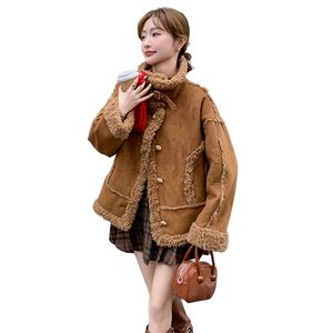 2024冬季新款高级感皮毛一体外套女短款小个子设计落肩毛茸茸上衣图片