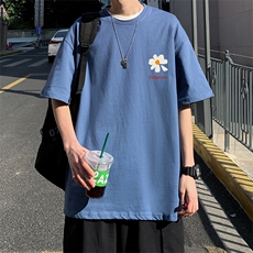 蓝色