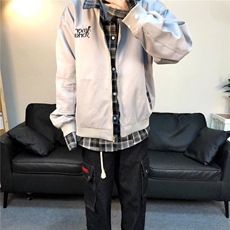 灰色