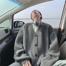 深灰色