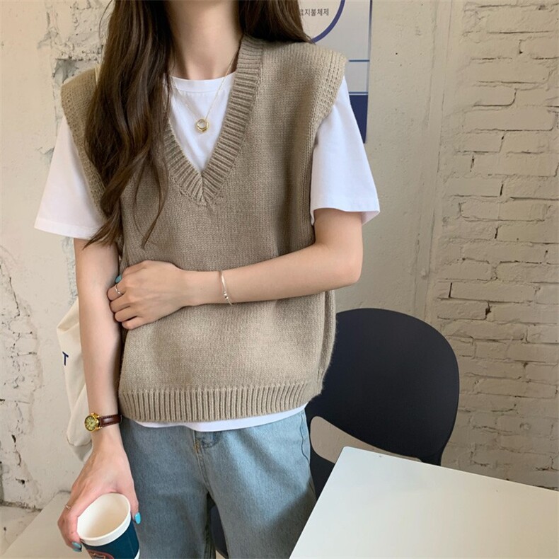 春秋纯色针织马甲女v领背心宽松叠穿毛衣坎肩针织衫软糯百搭，女装马甲，德聚羊绒