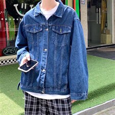 深蓝色
