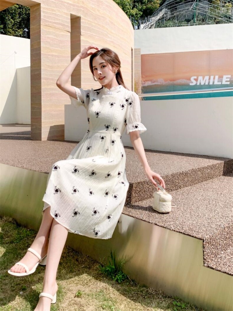 提花潮风盘扣连衣裙，女装连衣裙，天使公主