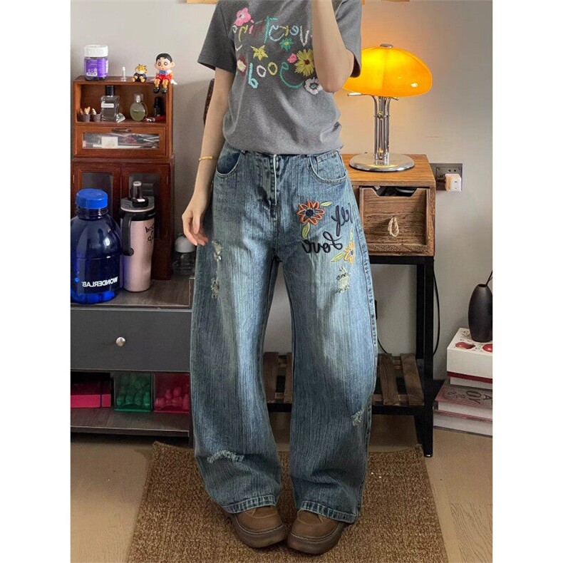 美式复古花卉刺绣弯刀牛仔裤男女破洞设计感休闲宽松情侣直筒裤潮,男装牛仔裤,星座410-7