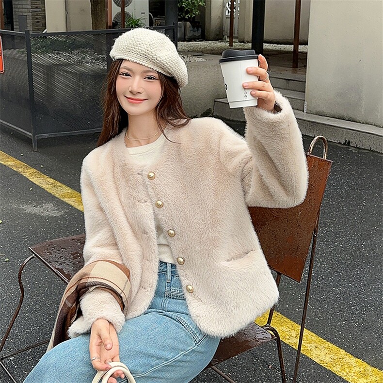圆领皮毛一体上衣显瘦短款仿皮草2025秋冬新款气质毛呢外套,女装短外套,2C229