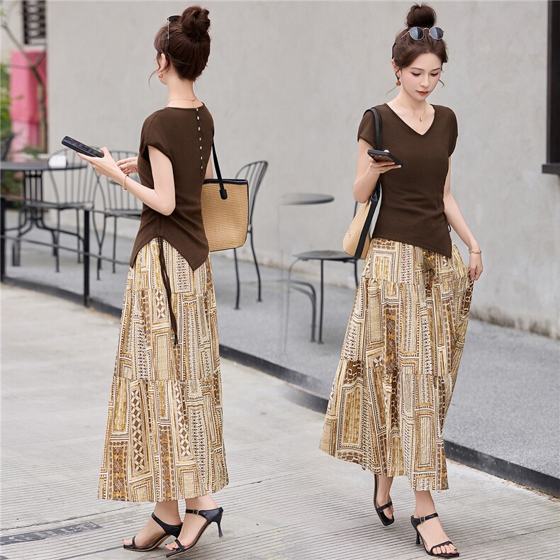 夏装新款时尚套装T恤+花色半身裙，女装套装/套裙，姿衣坊