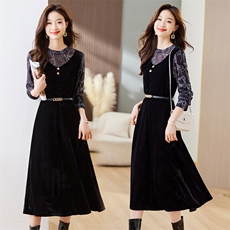 映雪照荧 2024年秋季新款收腰显瘦长袖丝绒拼接蕾丝中长连衣裙,女装连衣裙,江南富贵女, 映雪照荧 2024年秋季新款收腰显瘦长袖丝绒拼接蕾丝中长连衣裙,女装连衣裙,江南富贵女,