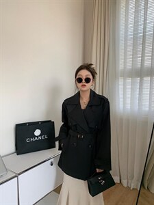 2022春款风衣外套图片