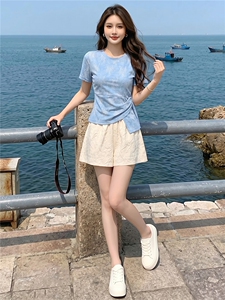 女夏新款时尚减龄套装圆领侧绑带晕染设计短袖上衣蕾丝短裤两件套图片 女夏新款时尚减龄套装圆领侧绑带晕染设计短袖上衣蕾丝短裤两件套图片