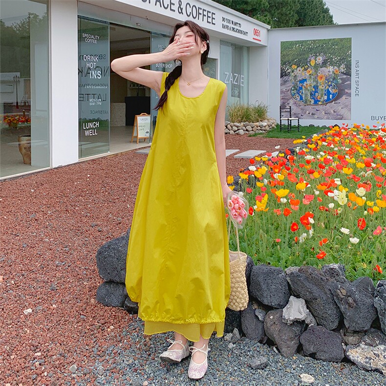 2025夏时尚宽松显瘦圆领无袖下摆拼接网纱配包包减龄连衣裙女,女装套装/套裙,欧黛芙妮