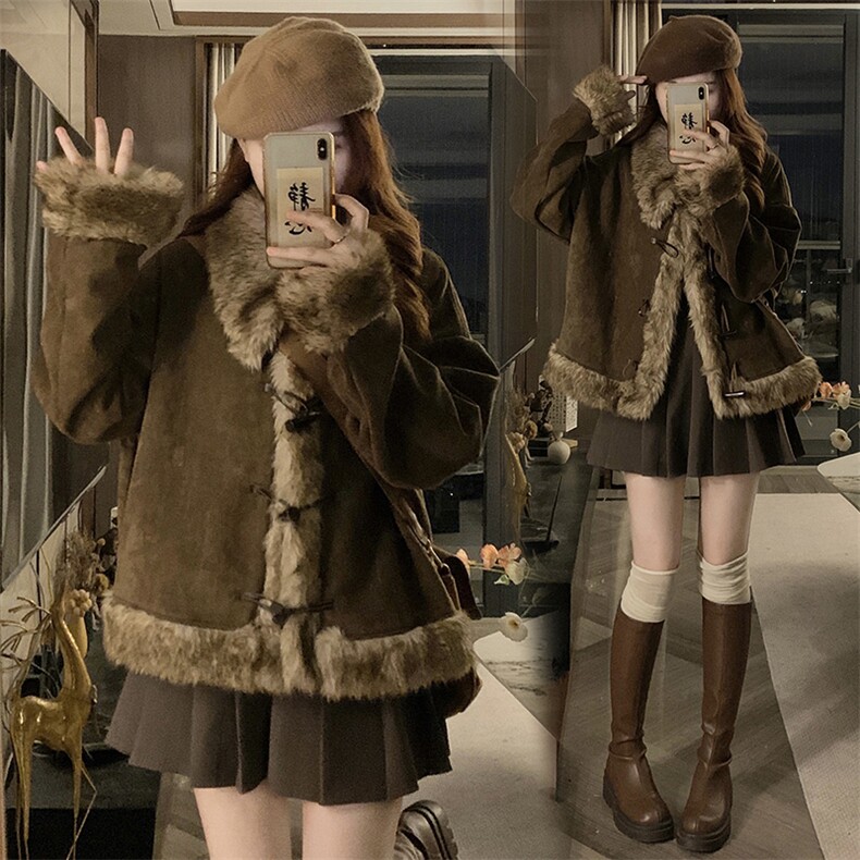 C914-P130 毛绒麂皮外套女美拉德拼接宽松牛角扣翻领上衣图片
