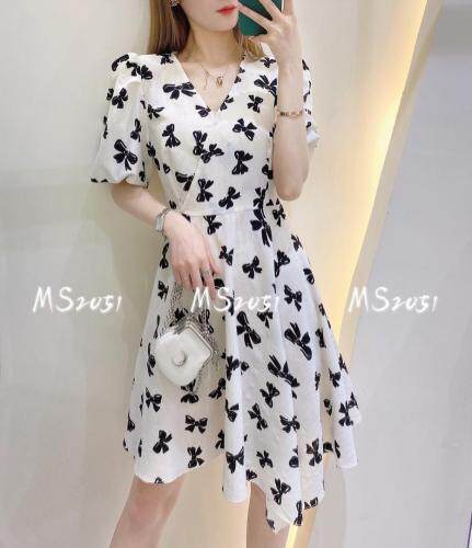 夏季新款不规则连衣裙，女装连衣裙，米社