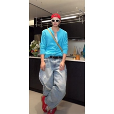 湖蓝色