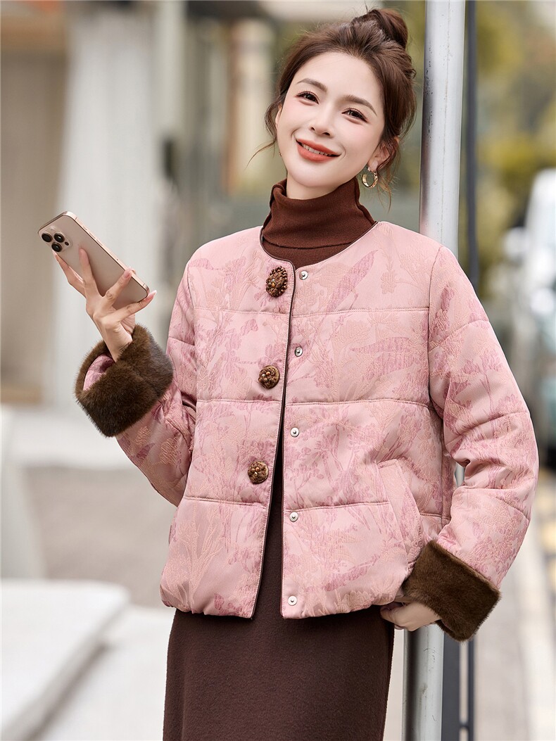 提花棉服外套女2025年秋冬新款气质高级绵羊毛填充小个子短款加厚,女装棉衣/棉服,拾衣