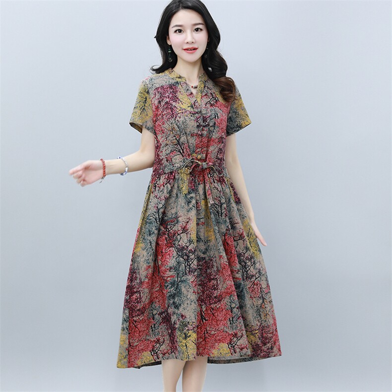 大摆型2021年夏季短袖中长款X型花色甜美V领中腰显瘦连衣裙,女装连衣裙,雪樱依海