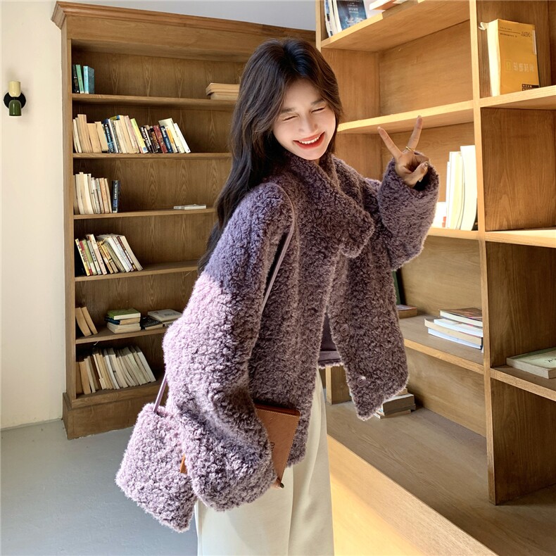 已出货带包包羊羔毛8891P205K308,女装短外套,2C201