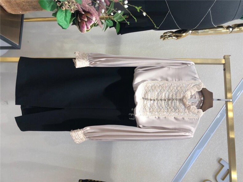 春款缎面衬衫，女装衬衫，珀莎